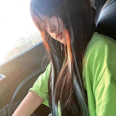 可怜此地无车马